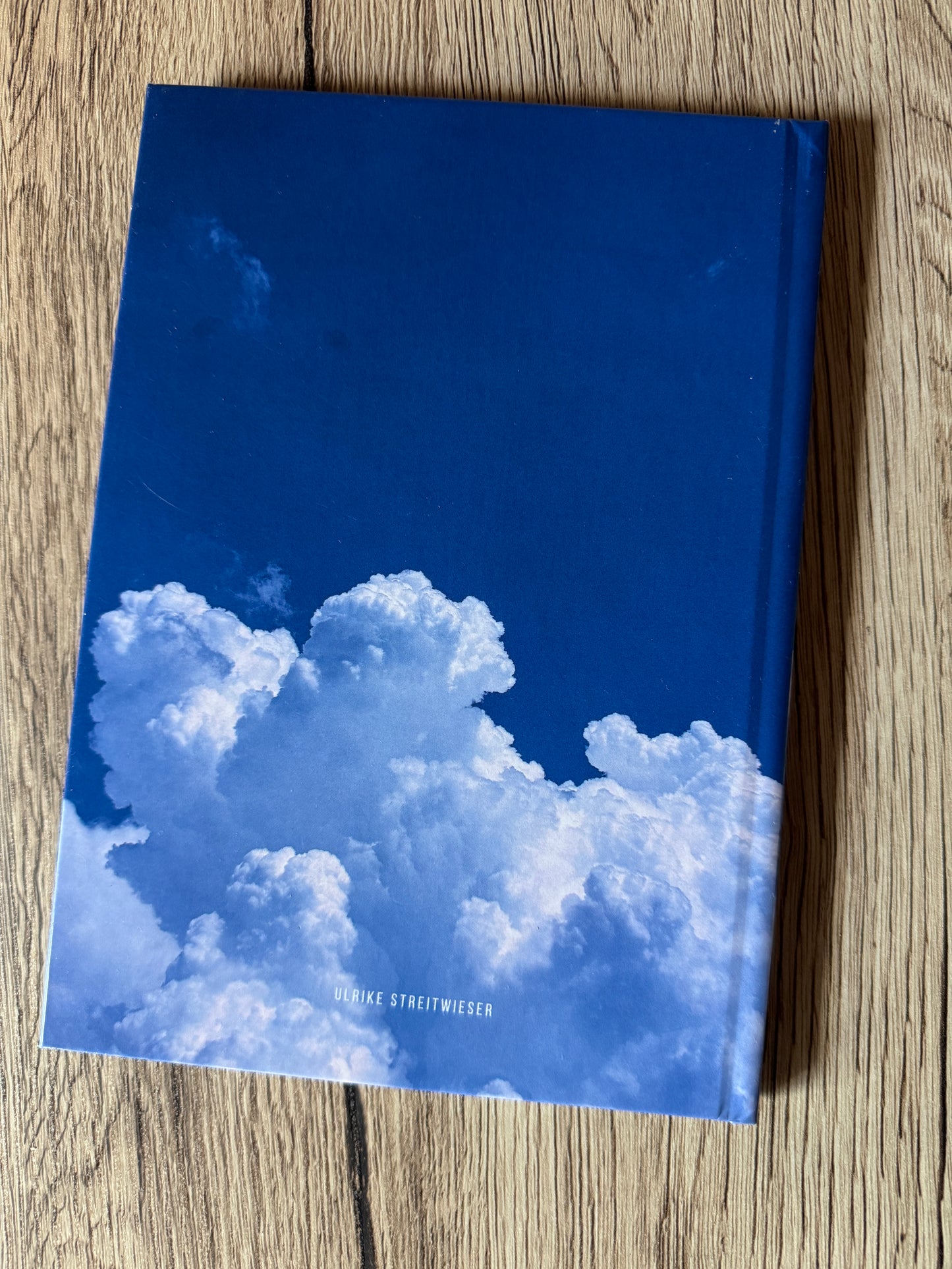 eBook: MEIST KLAR oder irgendetwas dazwischen